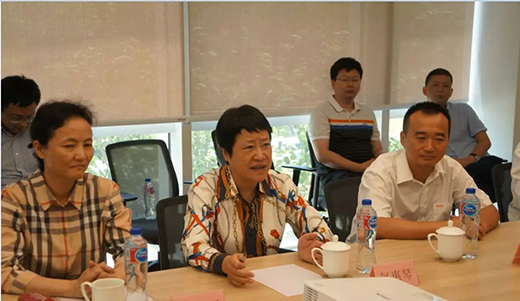 上海市青浦戋戋委书记赵惠琴带队莅临bevictor伟德官网调研